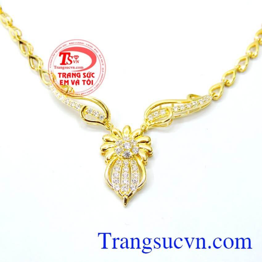 Kiềng vàng xuân về, kiềng vàng Kiềng vàng xuân về, kiềng vàng