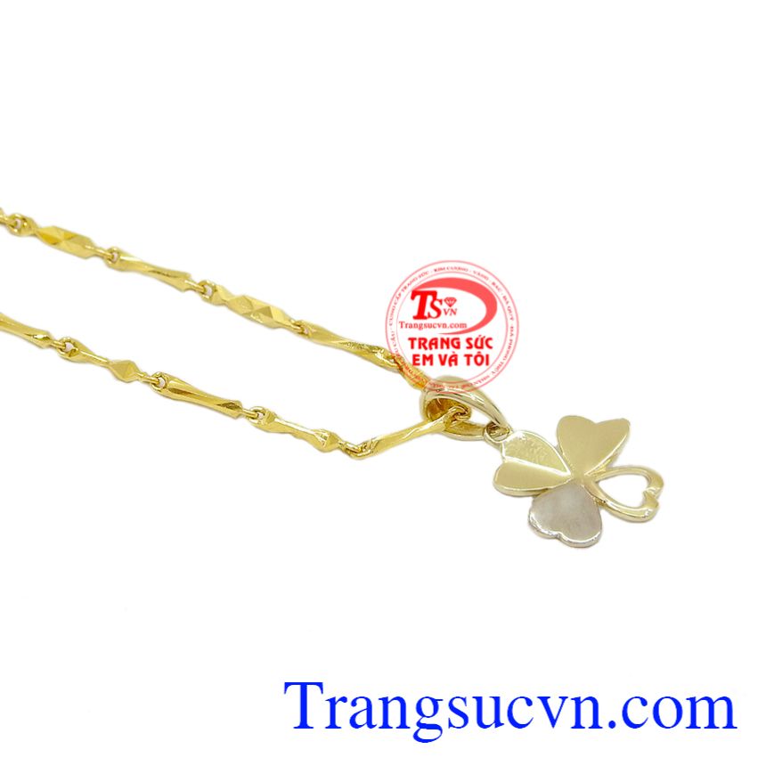 Bộ dây chuyền cỏ may mắn, Trang sức bộ nữ