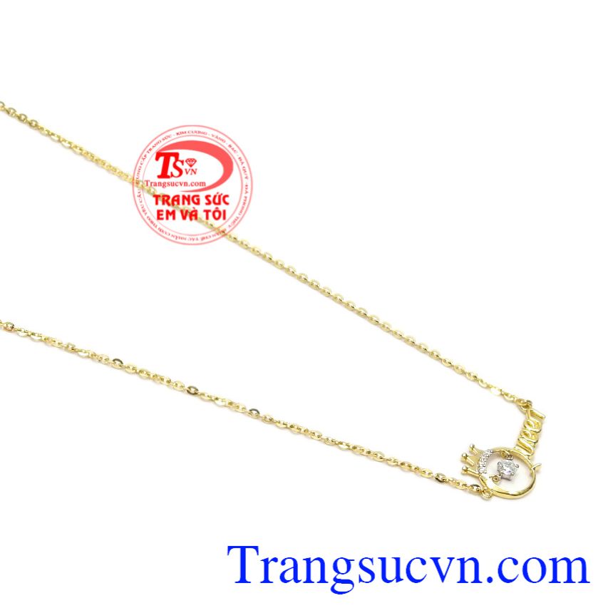 Bộ dây chuyền vàng nữ hoàng, Dây chuyền nữ