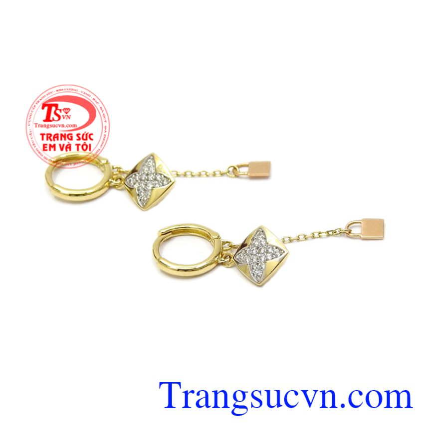 Đôi hoa tai xinh xắn, Hoa tai vàng tây