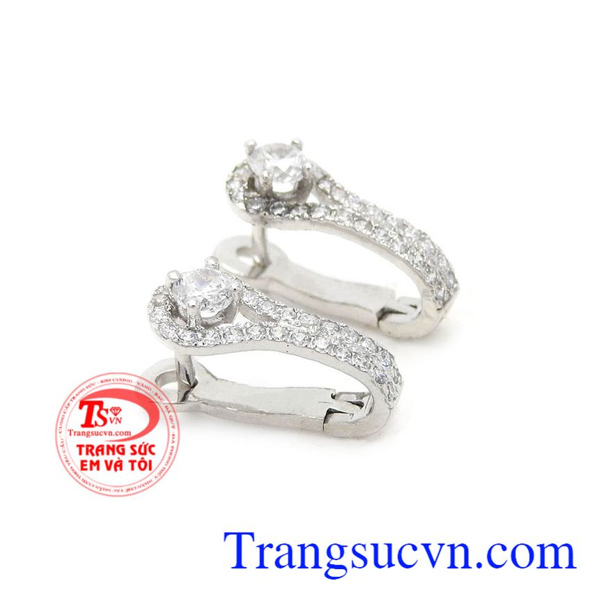 Hoa tai kiều diễm, Hoa Tai V&agrave;ng Đ&aacute; Qu&yacute;, Hoa Tai V&agrave;ng T&acirc;y