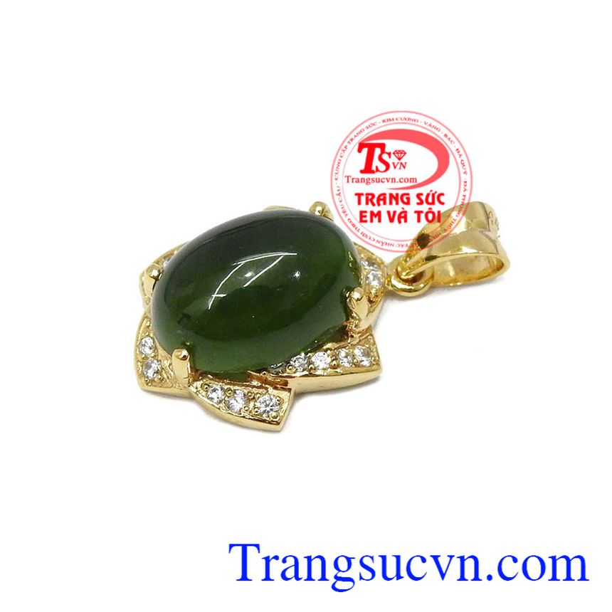 Mặt dây chuyền nephrite đẹp, Mặt dây chuyền jadeite