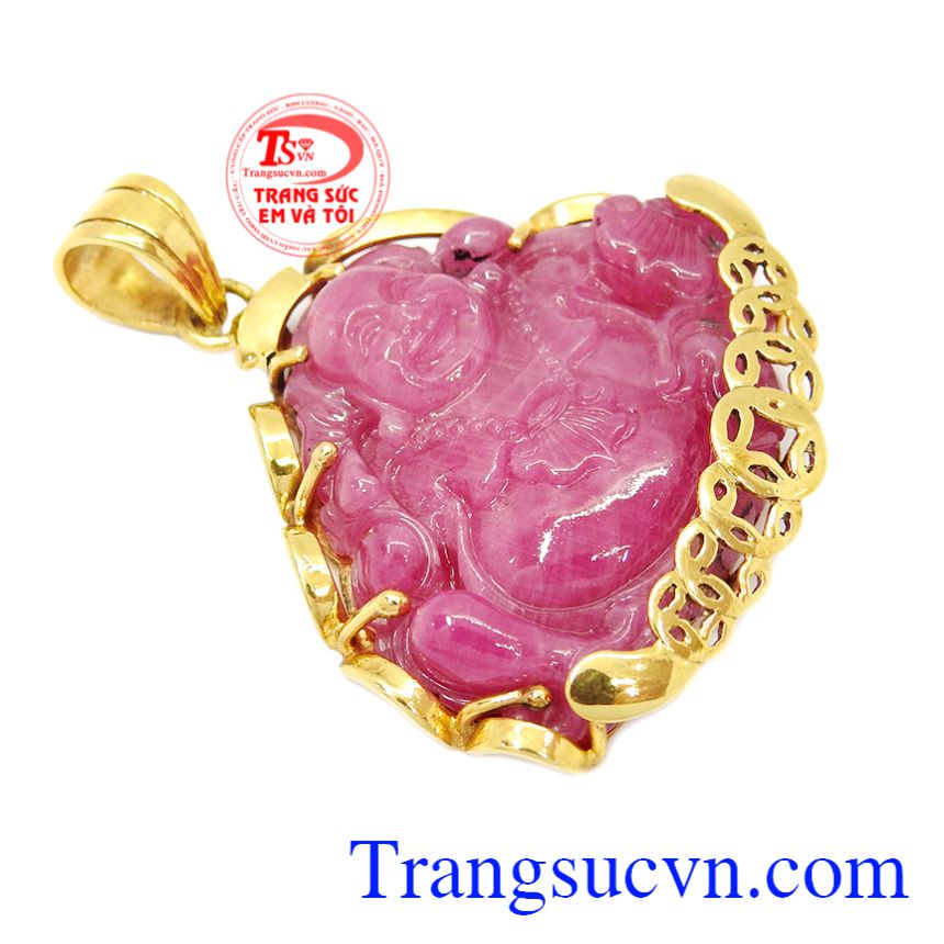 Mặt dây chuyền ruby, Mặt Phật bọc vàng