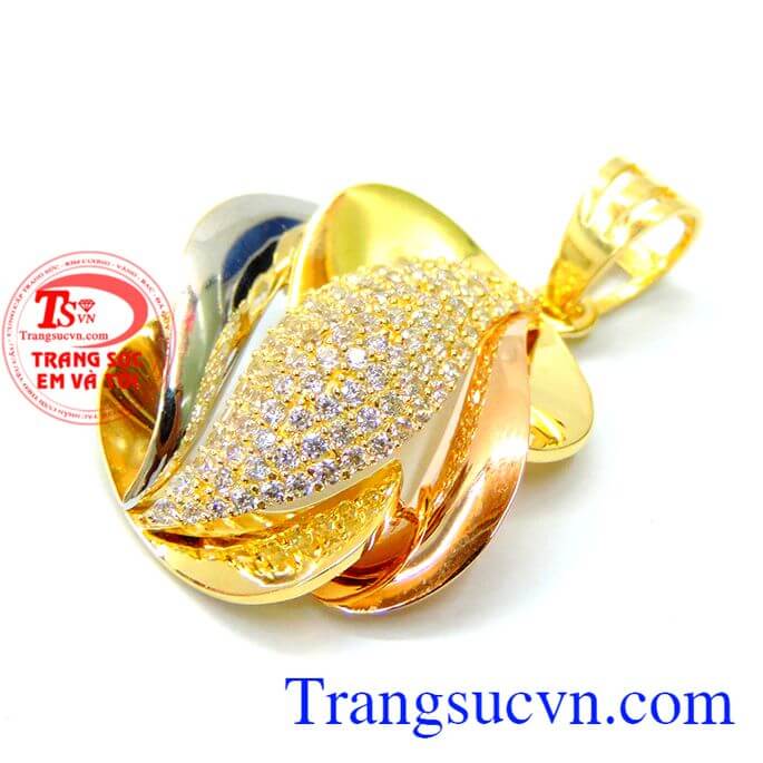 Mặt dây nữ vàng 18k đính đá, Mặt dây chuyền vàng Mặt dây nữ vàng 18k đính đá, Mặt dây chuyền vàng