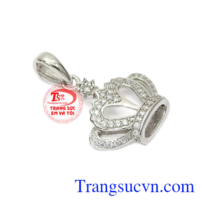 Mặt dây nữ vàng trắng nữ hoàng, Mặt dây chuyền vàng