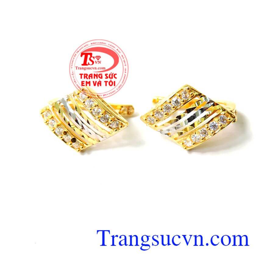 Nét đẹp tinh tế, Hoa tai vàng tây Nét đẹp tinh tế, Hoa tai vàng tây