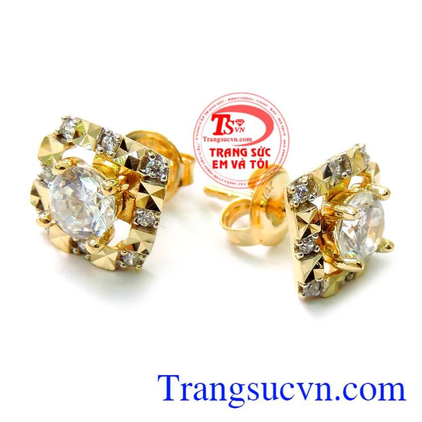 Trái bông tình yêu, Hoa tai vàng 18k