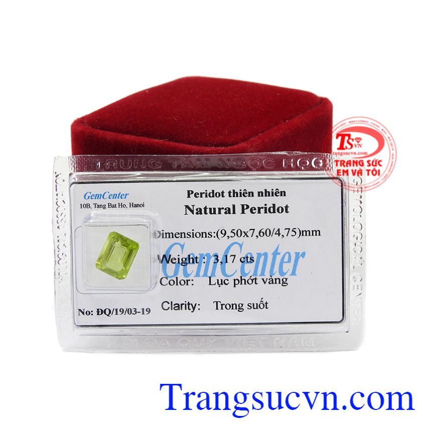 Vi&ecirc;n Peridot &eacute;p vỉ may mắn, Đ&aacute; Peridot