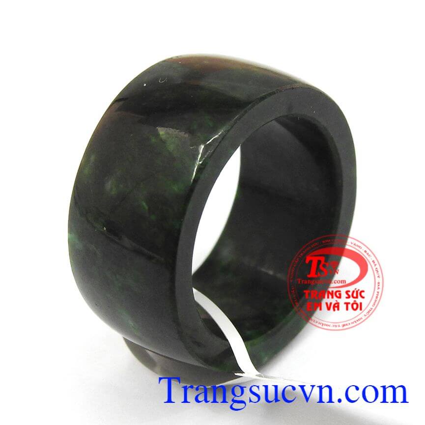 Nhẫn ngọc jadeite thi&ecirc;n nhi&ecirc;n đẹp, Nhẫn ngọc chất lượng cao, ngọc phỉ th&uacute;y.