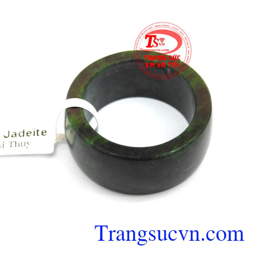 Nhẫn phỉ th&uacute;y b&igrave;nh an, nhẫn phỉ th&uacute;y thi&ecirc;n nhi&ecirc;n cao cấp, nhẫn ngọc.