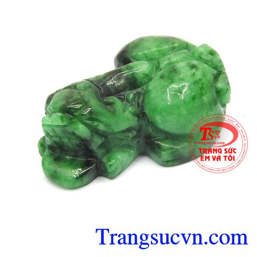 Tỳ hưu nhỏ mặt dây, tỳ hưu jadeite thiên nhiên, tỳ hưu sáng bóng.