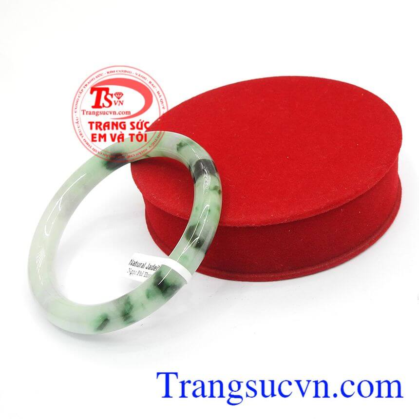 V&ograve;ng ngọc phỉ th&uacute;y thi&ecirc;n nhi&ecirc;n, v&ograve;ng tay phong thủy, v&ograve;ng tay nữ đẹp.