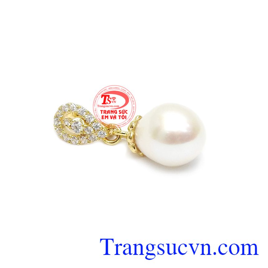 Mặt dây ngọc trai tinh tế và sang trọng cho phái nữ. 