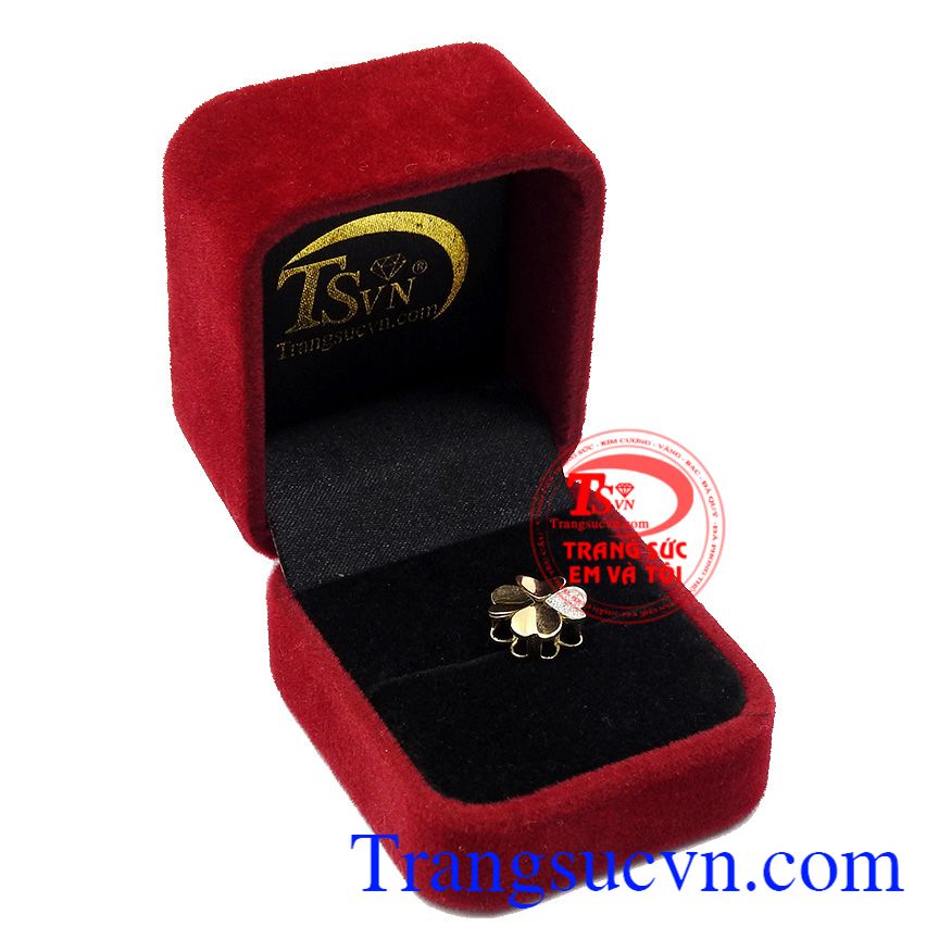 Mặt dây nữ vàng cỏ 4 lá,Mặt dây chuyền vàng,Trang sức vàng Mặt dây nữ vàng cỏ 4 lá,Mặt dây chuyền vàng,Trang sức vàng