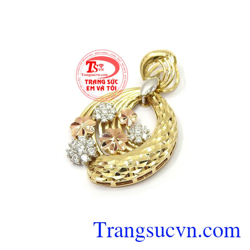 Mặt dây vàng nữ sang trọng 18k,Mặt dây chuyền vàng,Trang sức nữ Mặt dây vàng nữ sang trọng 18k,Mặt dây chuyền vàng,Trang sức nữ