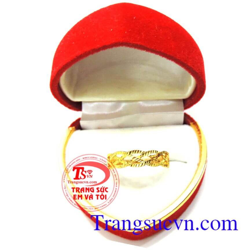 Nhẫn nữ vàng tây,Nhẫn nữ đá quý,Trang sức nữ Nhẫn nữ vàng tây,Nhẫn nữ đá quý,Trang sức nữ