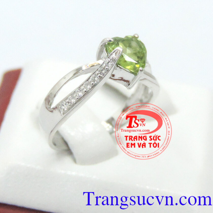 Nhẫn peridot tình yêu,Nhẫn nữ đá quý,Trang sức nữ Nhẫn peridot tình yêu,Nhẫn nữ đá quý,Trang sức nữ