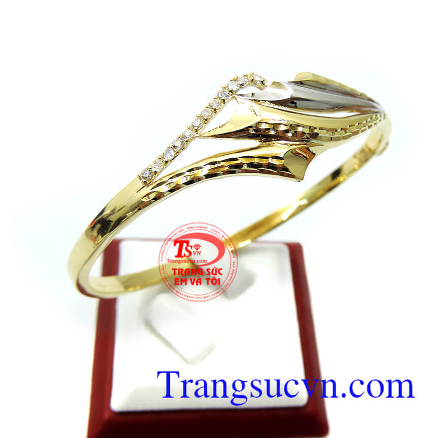 Chiếc vòng may mắn, vòng tay vàng Chiếc vòng may mắn, vòng tay vàng