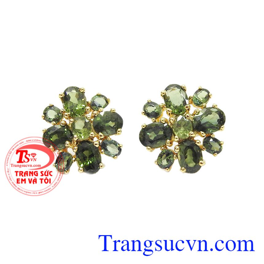Cách chọn quà 20/10 cho người yêu, bạn gái, hoa tai đá quý Cách chọn quà 20/10 cho người yêu, bạn gái, hoa tai đá quý