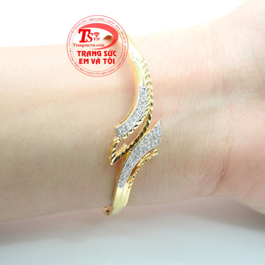 V&ograve;ng tay nữ đ&iacute;nh đ&aacute; độc đ&aacute;o, V&ograve;ng tay v&agrave;ng t&acirc;y cho bạn g&aacute;i, V&ograve;ng tay thiết kế tinh tế thời trang l&agrave; m&oacute;n qu&agrave; tuyệt với cho ph&aacute;i đẹp