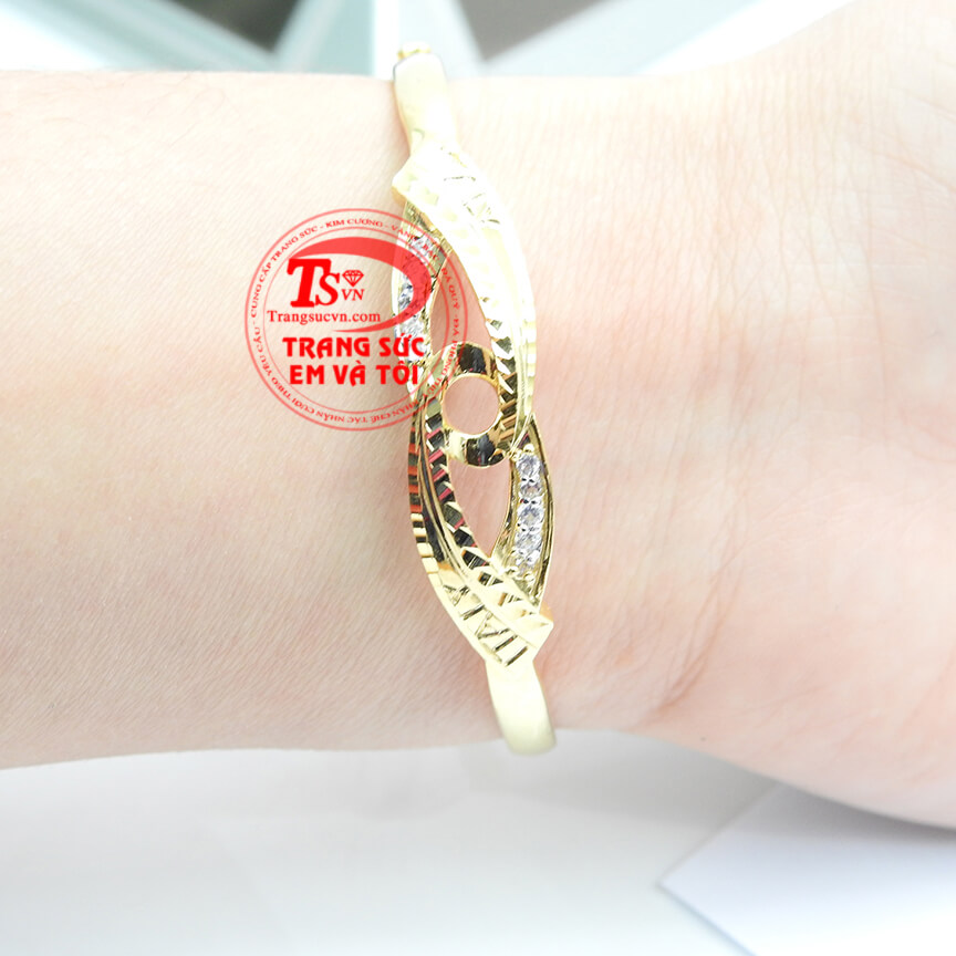 V&ograve;ng v&agrave;ng t&acirc;y đ&iacute;nh đ&aacute; tinh xảo, V&ograve;ng tay v&agrave;ng t&acirc;y cho nữ thiết kế thời trang, V&ograve;ng tay v&agrave;ng chất lượng cao