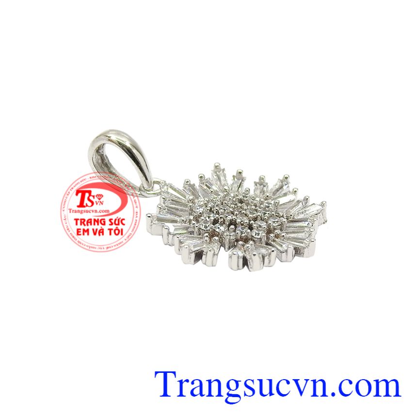 Mặt dây vàng trắng hoa tuyết, Mặt dây vàng tây, Mặt dây vàng sang trọng Mặt dây vàng trắng hoa tuyết, Mặt dây vàng tây, Mặt dây vàng sang trọng