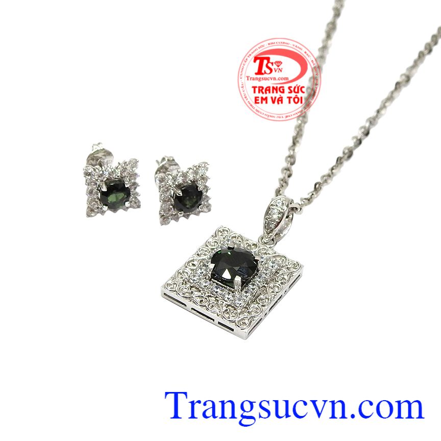 Bộ trang sức sapphire ấn tượng, Bộ trang sức nữ cao cấp, Trang sức đá quý thời trang Bộ trang sức sapphire ấn tượng, Bộ trang sức nữ cao cấp, Trang sức đá quý thời trang