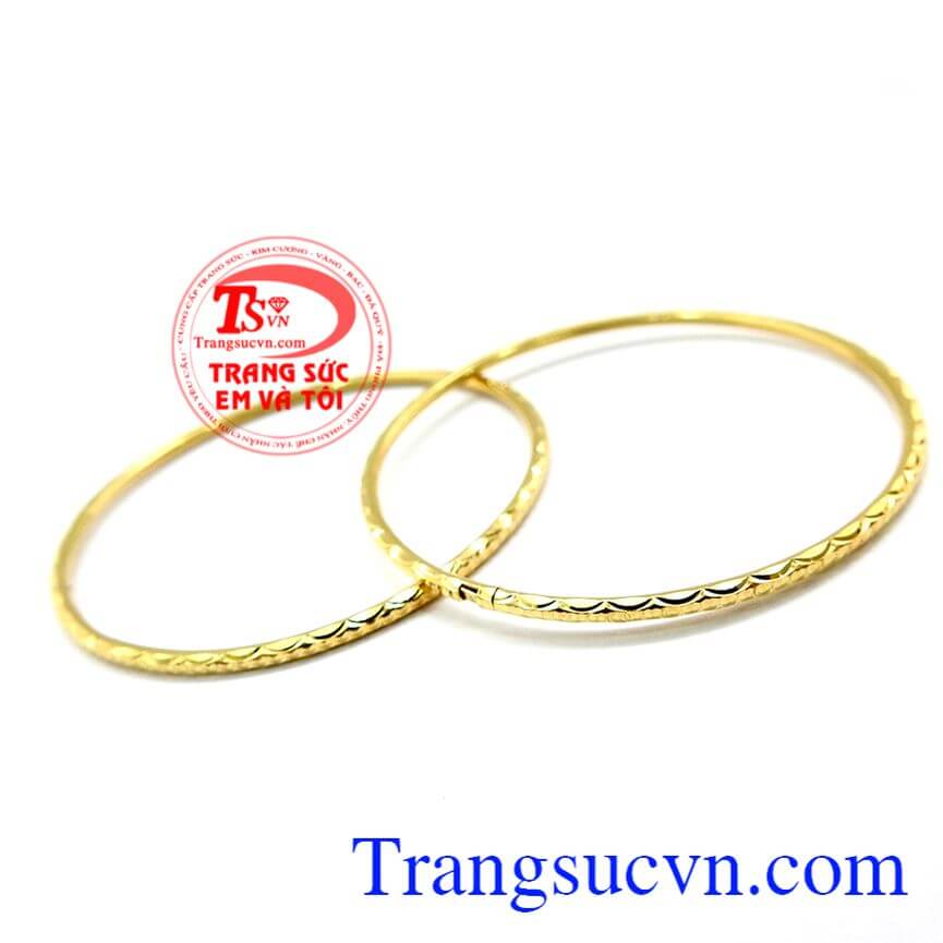 V&ograve;ng đ&ocirc;i đẹp, v&ograve;ng đ&ocirc;i xinh xắn, v&ograve;ng đ&ocirc;i tinh tế.