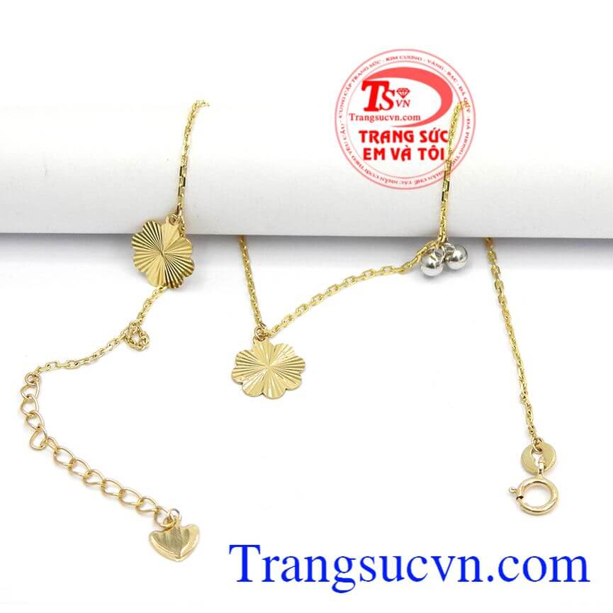 Lắc chân bông hoa, Lắc chân đẹp, Lắc chân xinh xắn.