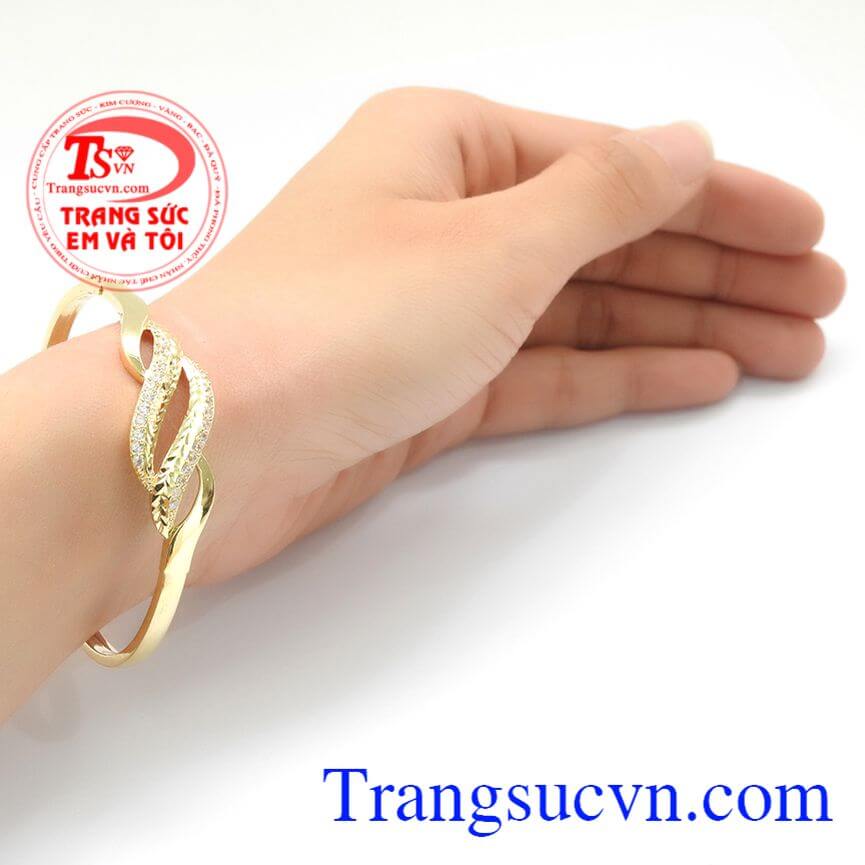 V&ograve;ng tay xinh xắn, V&ograve;ng tay đẹp, V&ograve;ng tay tinh tế.