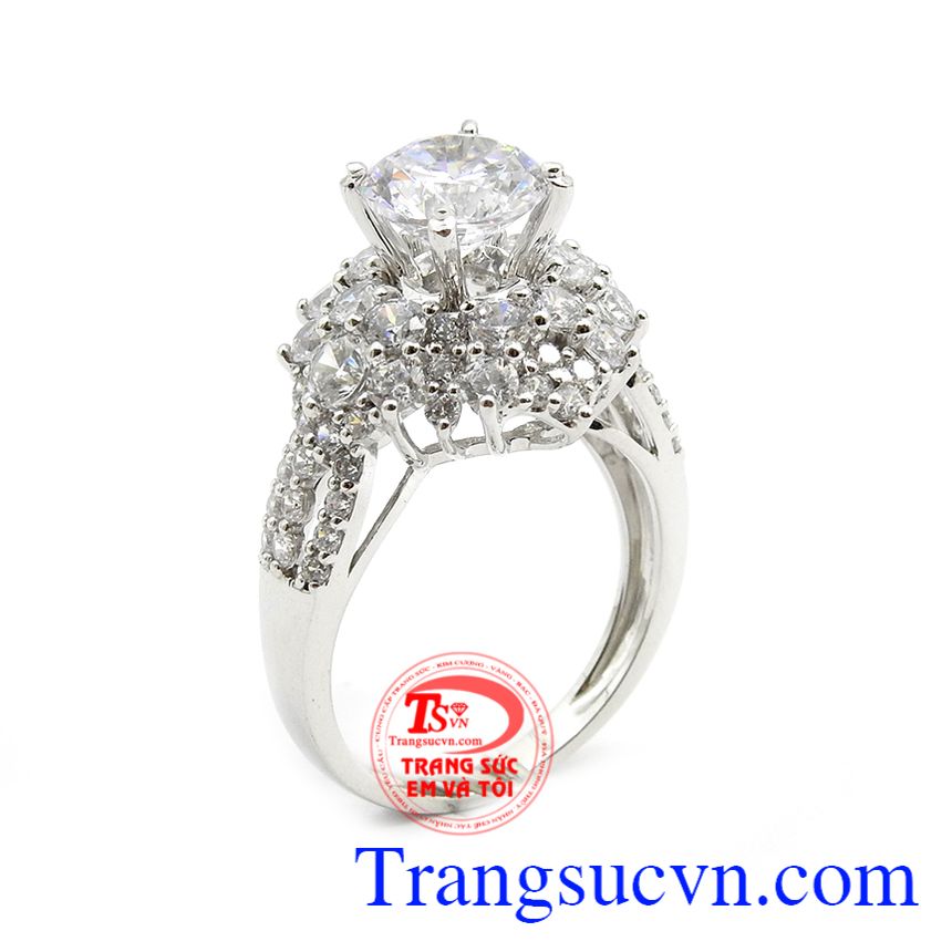 Nhẫn nữ sang trọng vàng 18k, nhẫn nữ vàng tây, nhẫn nữ đẹp Nhẫn nữ sang trọng vàng 18k, nhẫn nữ vàng tây, nhẫn nữ đẹp