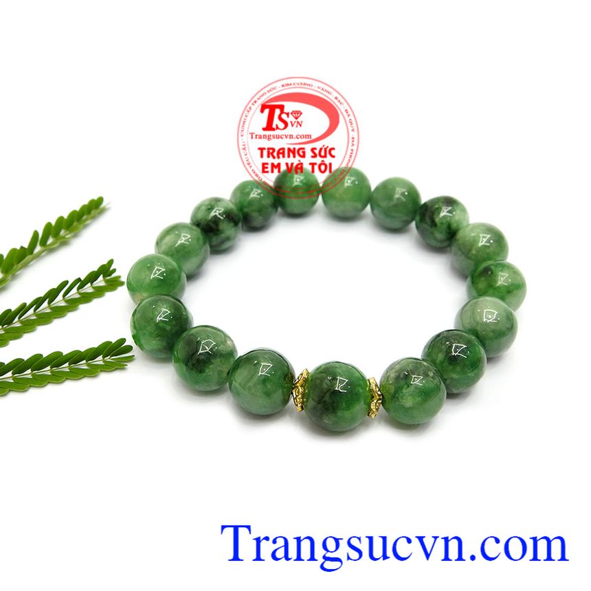 Chuỗi ngọc cẩm thạch được các bà, các mẹ yêu thích