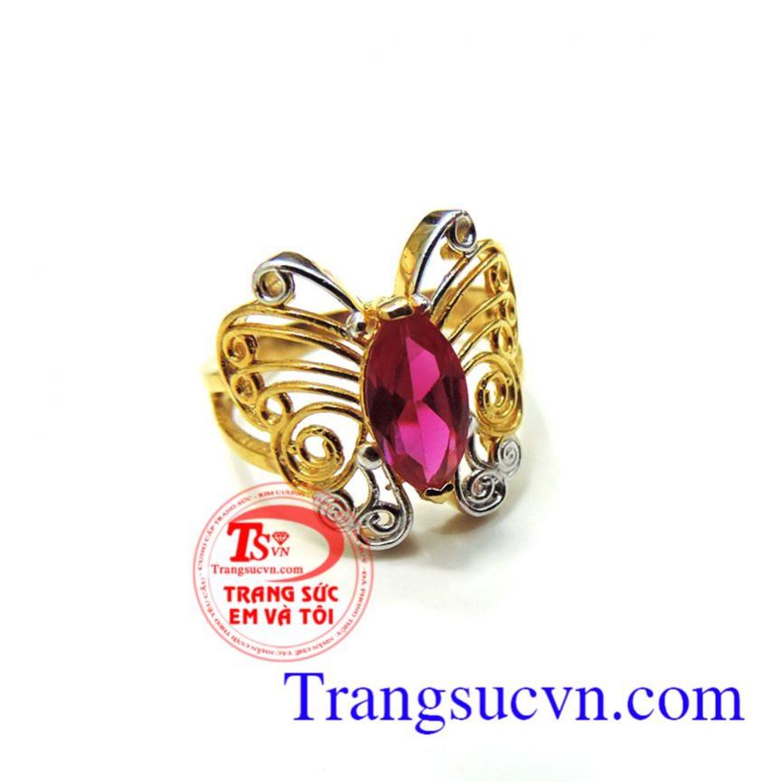 Nhẫn nữ con bướm vàng
