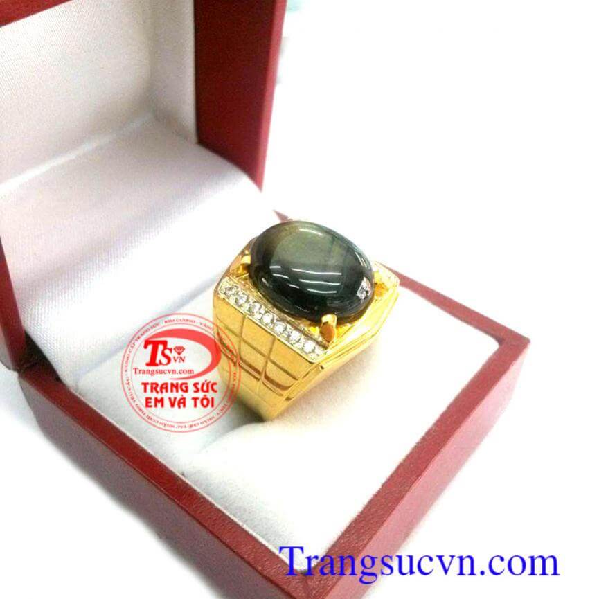Nhẫn vàng sapphire sao nét mệnh mộc http:/trangsucvn.com/goods-9302-nhan-vang-sapphire-sao-net-menh-moc.html