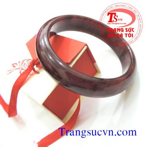 Vòng tay ngọc đỏ Jadeite Vòng tay ngọc đỏ Jadeite