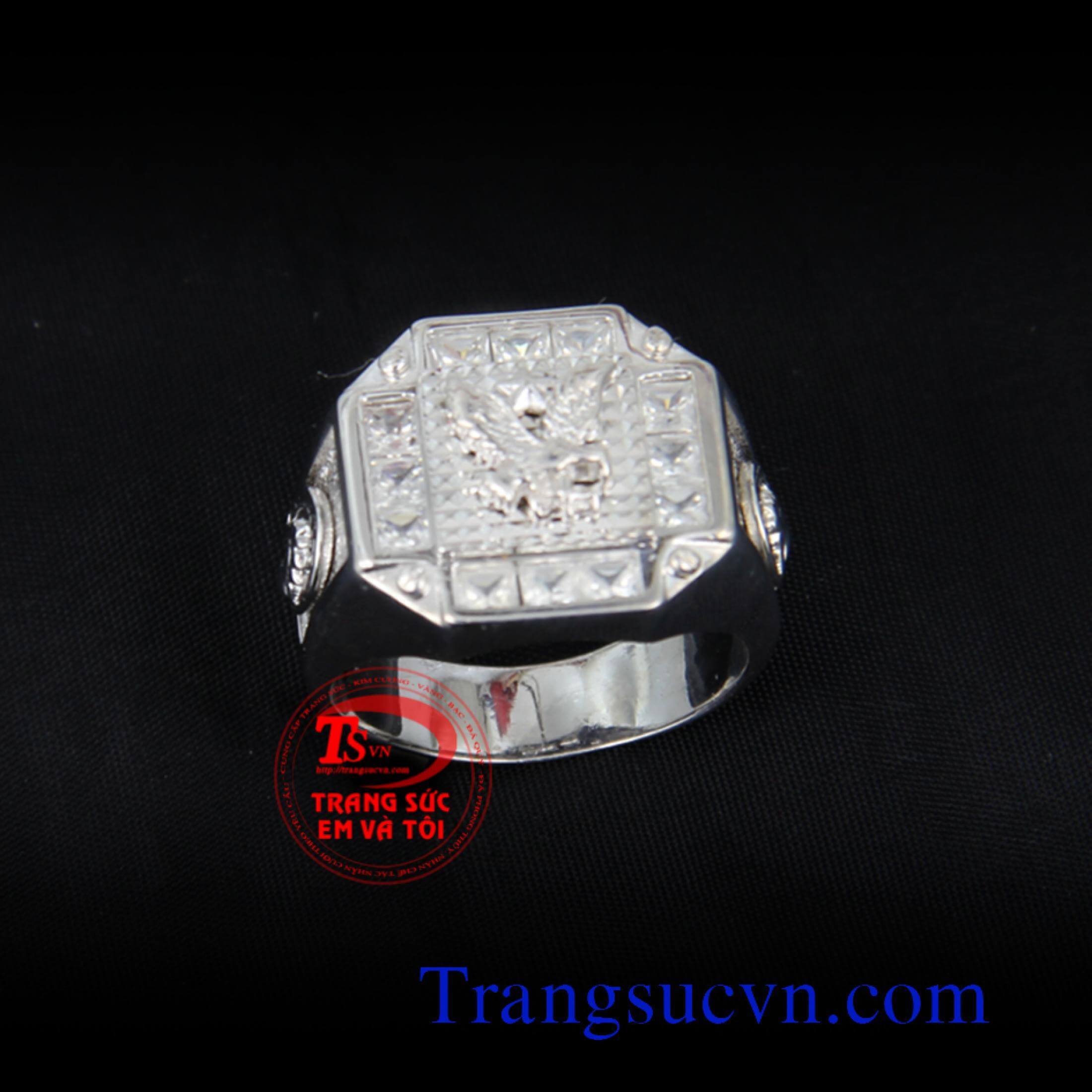 nhan-dai-bang-vang-trang