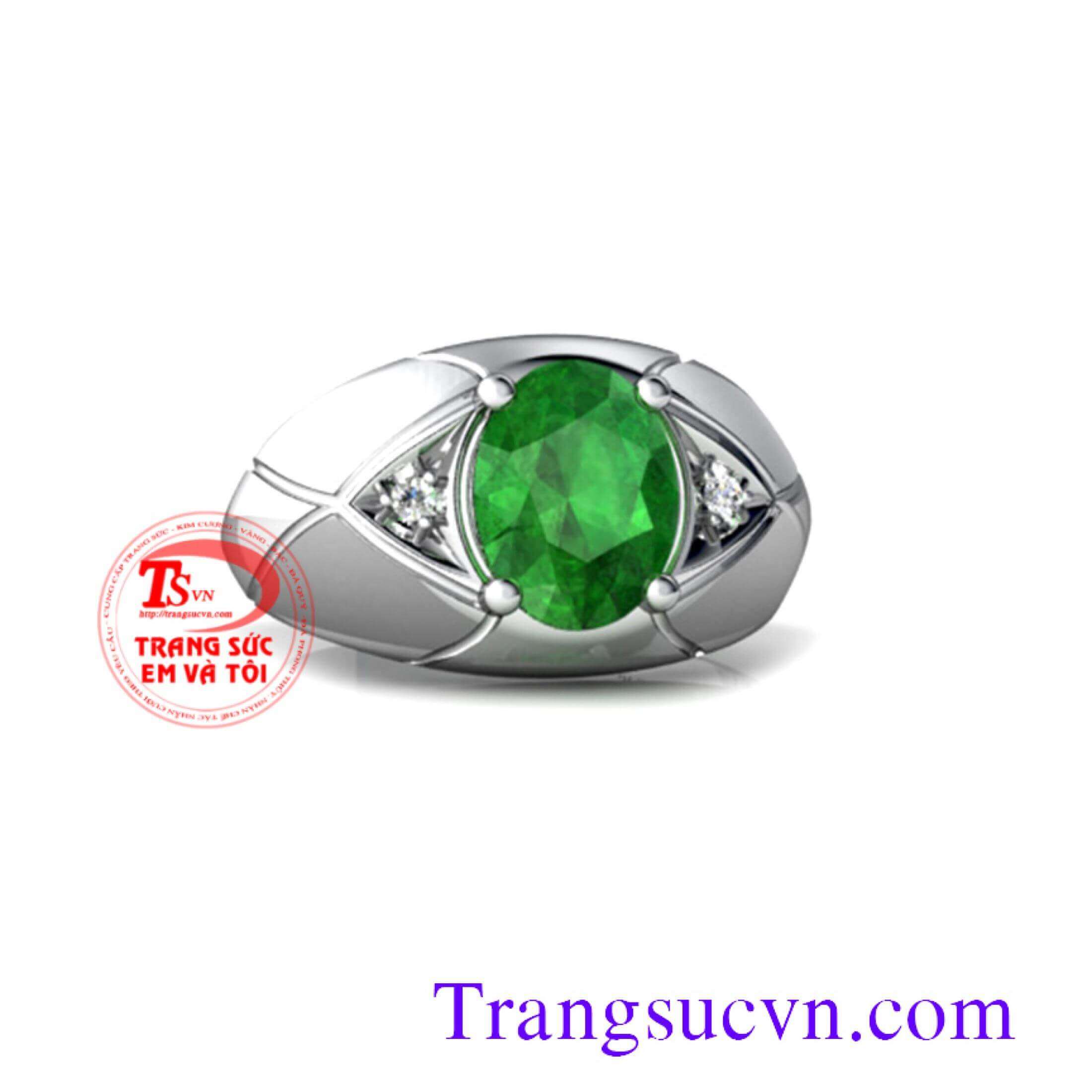 nhan-nam-manh-me-gan-da-emeral