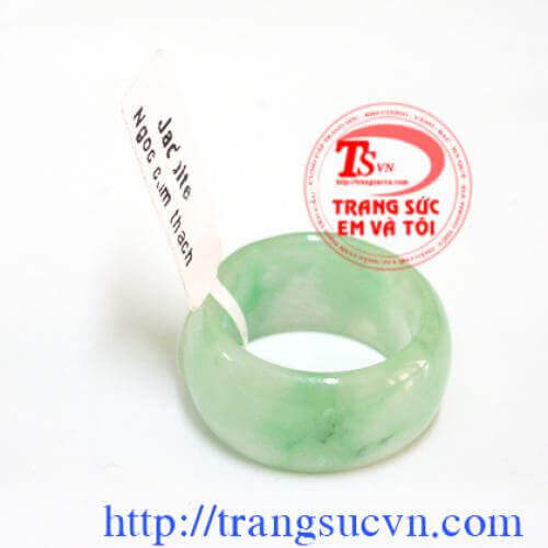 nhan-ngoc-jadeite