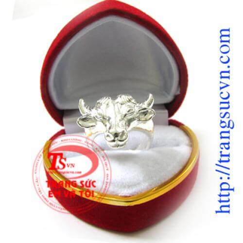 Nhẫn nam người tuổi sửu