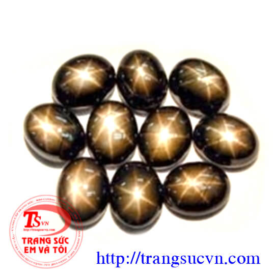 Star_natural_sapphire