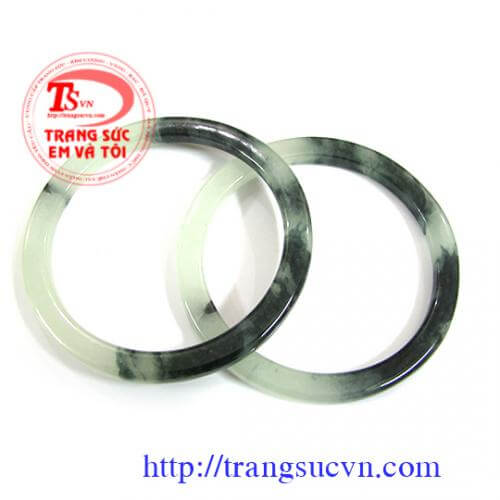 Vòng đôi vuông-ngọc jadeite Vòng đôi vuông-ngọc jadeite