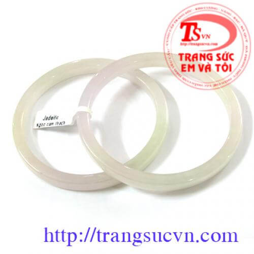 Vòng đôi ngọc vuông Vòng đôi ngọc vuông