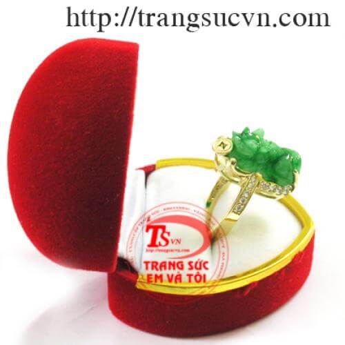 nhan nu ty huu vang 14k
