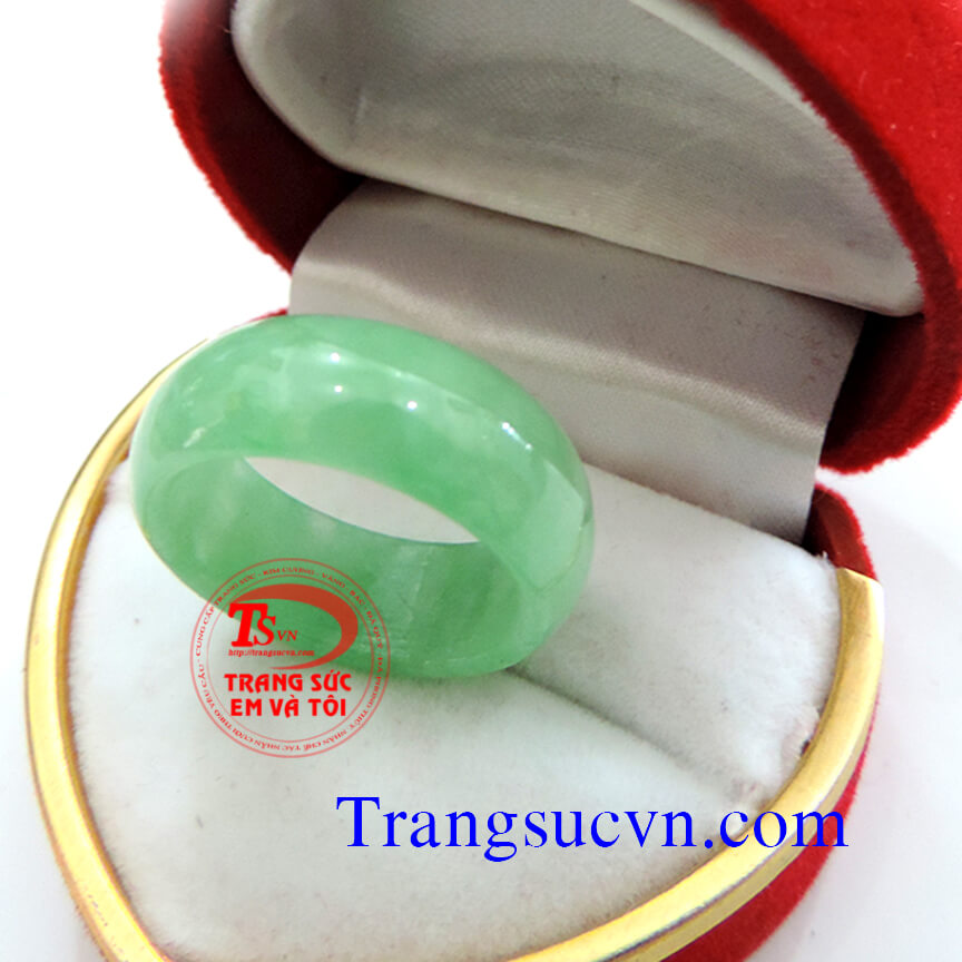 Nhẫn ngọc cẩm thạch,nhan ngoc cam thach