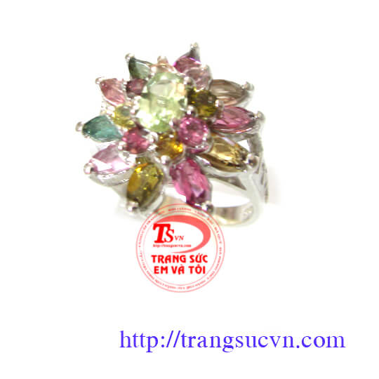 Nhẫn tourmaline