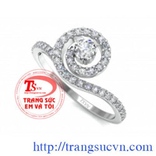 Nhẫn kim cương nhân tạo nhan_kim_cuong_nhan_tao.;Nhẫn kim cương nhân tạo