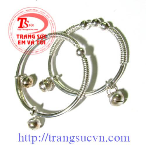 lac_tay_va_lac_chan , Lắc tay v&agrave; lắc ch&acirc;n	