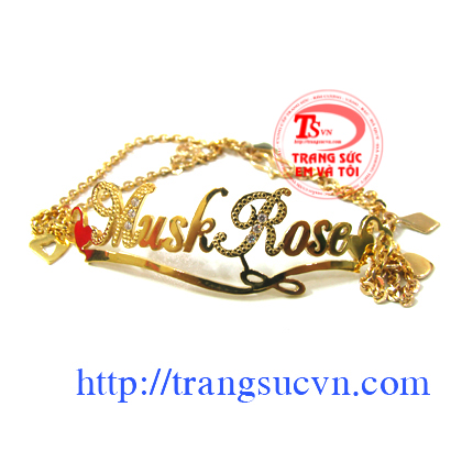 Lắc tay chữ vàng, Lac-tay-chu-vang,vong-tay-chu-vang-tay