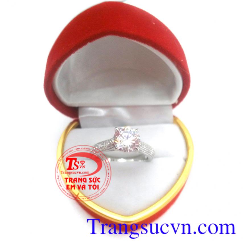 Nhẫn nữ sang trọng tinh tế Nhẫn nữ sang trọng tinh tế