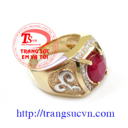 Nhẫn ruby vàng tây